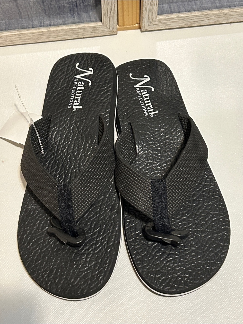 Natural Reflections Black Textured Strap Flip Flops
